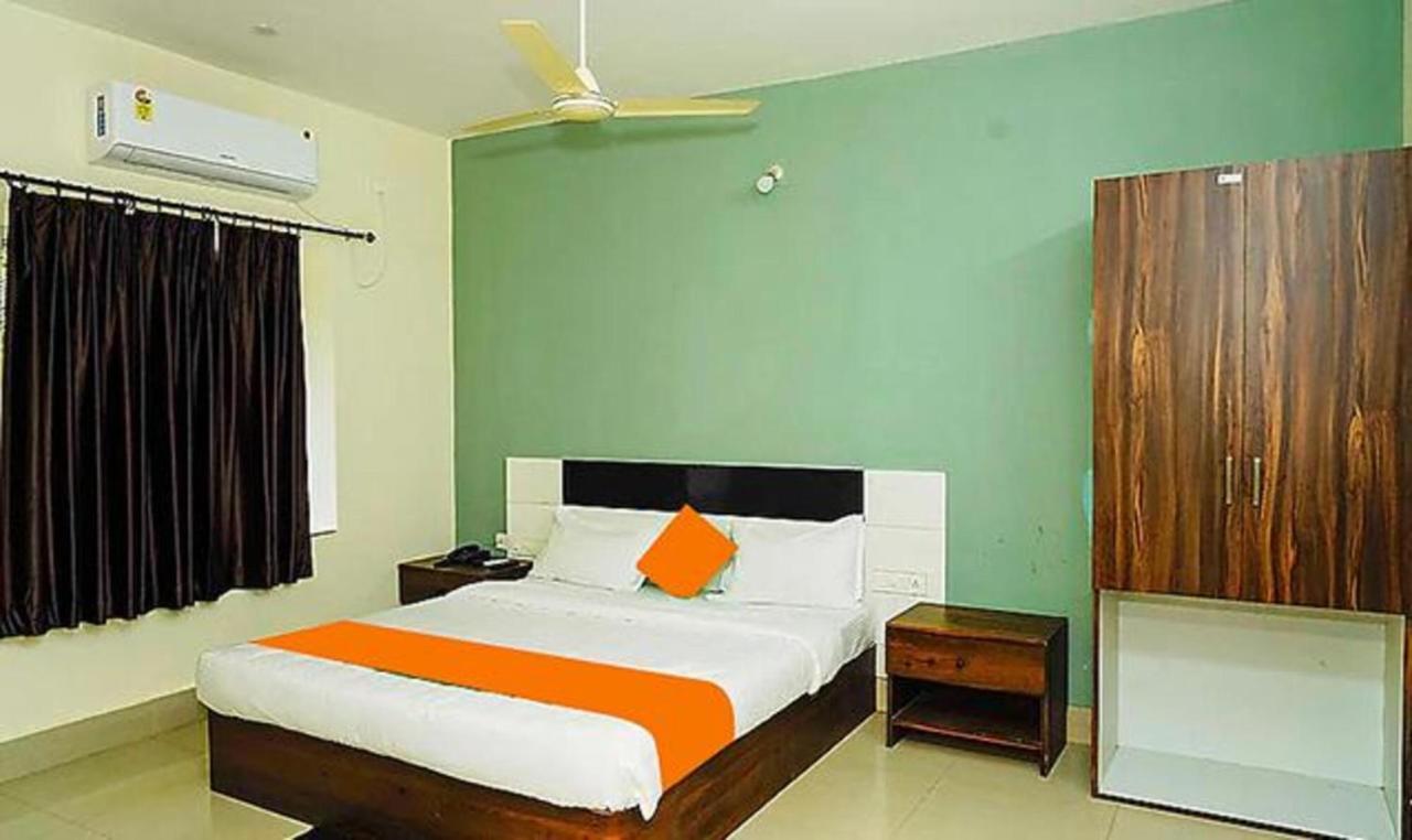 Fabhotel Ekamra Greens By Y Hotels Bhubaneswar Bagian luar foto