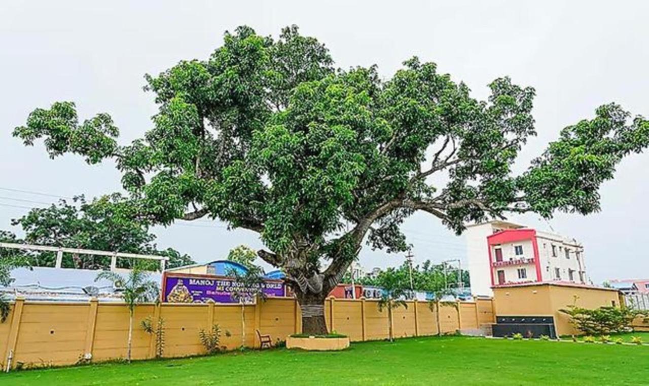 Fabhotel Ekamra Greens By Y Hotels Bhubaneswar Bagian luar foto